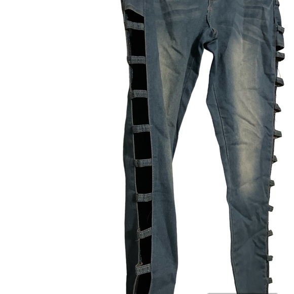 VIP Jeans - Picture 4 of 4